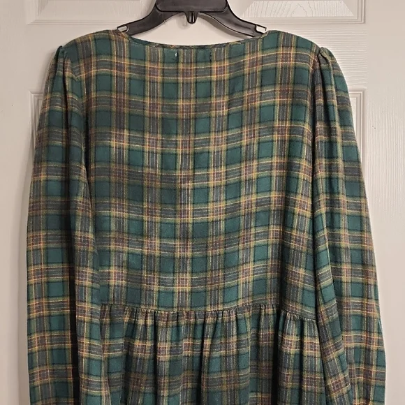 Chelsea & Violet Green Flannel Plaid Mini Dress. - Picture 8 of 14
